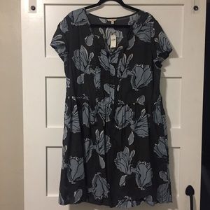 GAP Floral Pin-tuck Short Sleeve Dress - NWT